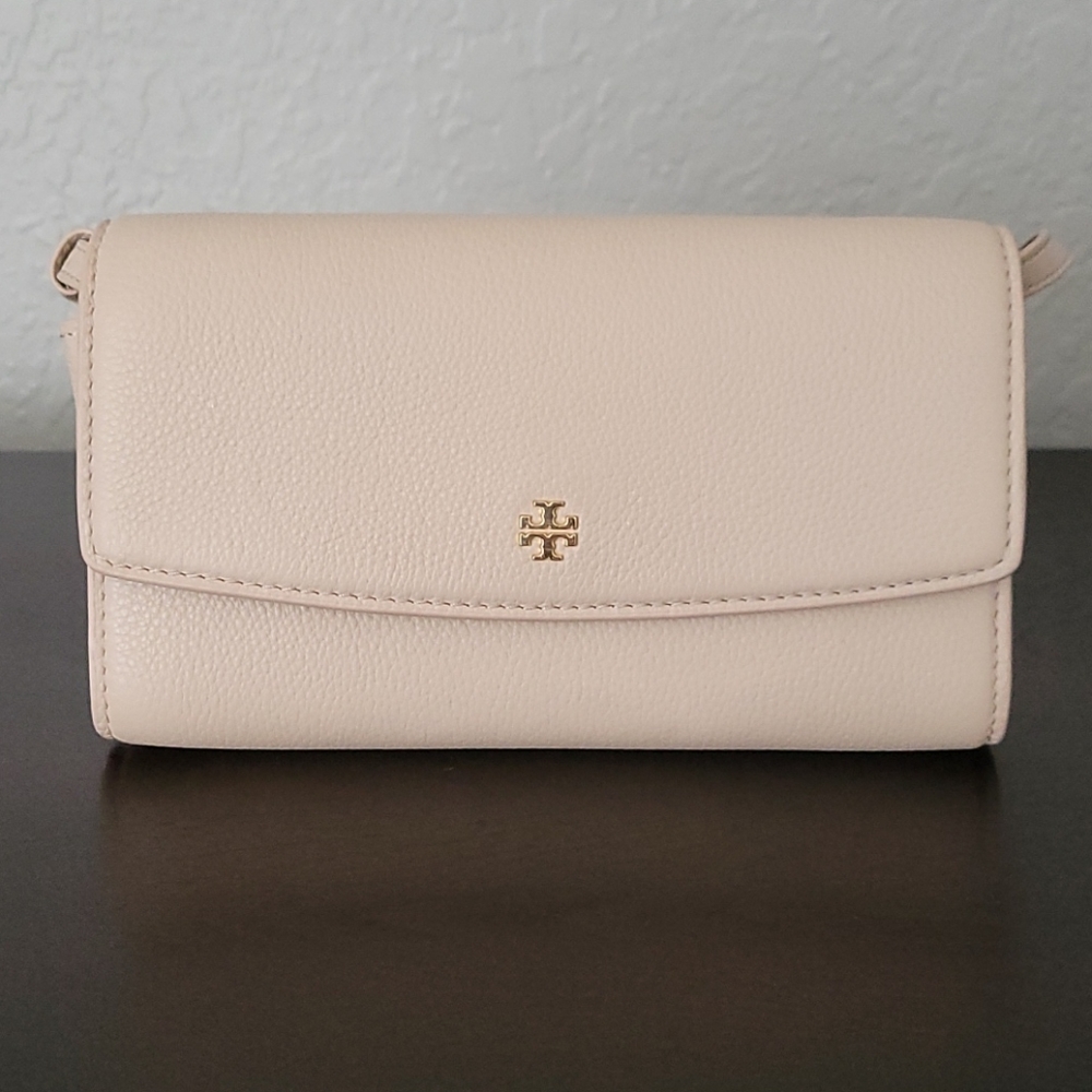 Tory Burch Robinson Convertible Crossbody - Picture 2 of 16
